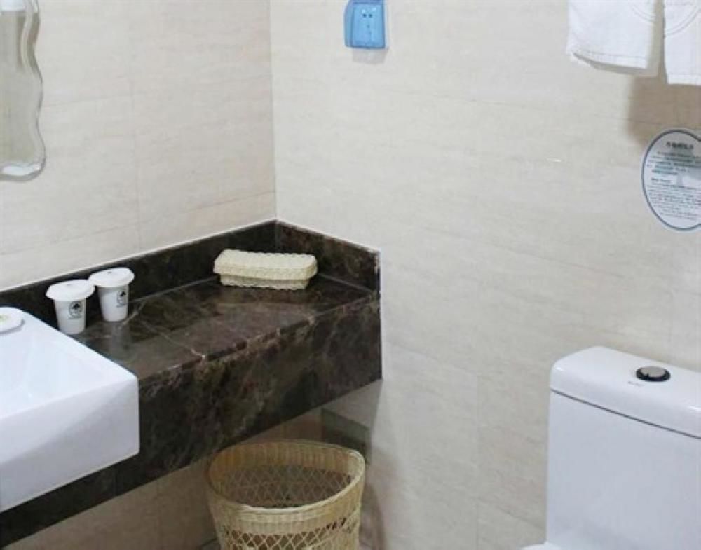 Greentree Inn Shandong Qingdao Wuyishan Road Jiashike Shopping Center Business Hotel Exterior foto