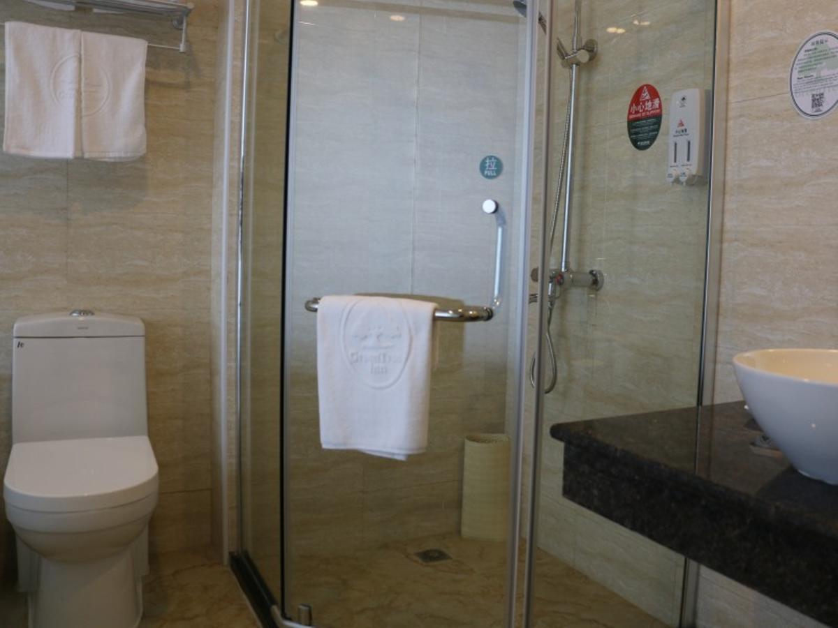 Greentree Inn Shandong Qingdao Wuyishan Road Jiashike Shopping Center Business Hotel Exterior foto